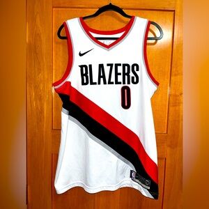 Nike Damian Lillard Portland Trail Blazers NBA Swingman Jersey Size Large White